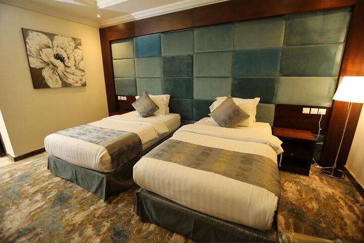 Room 49 of 82