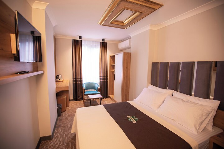 Room 25 of 78