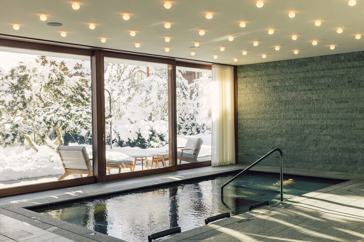 Pool 67 of 125