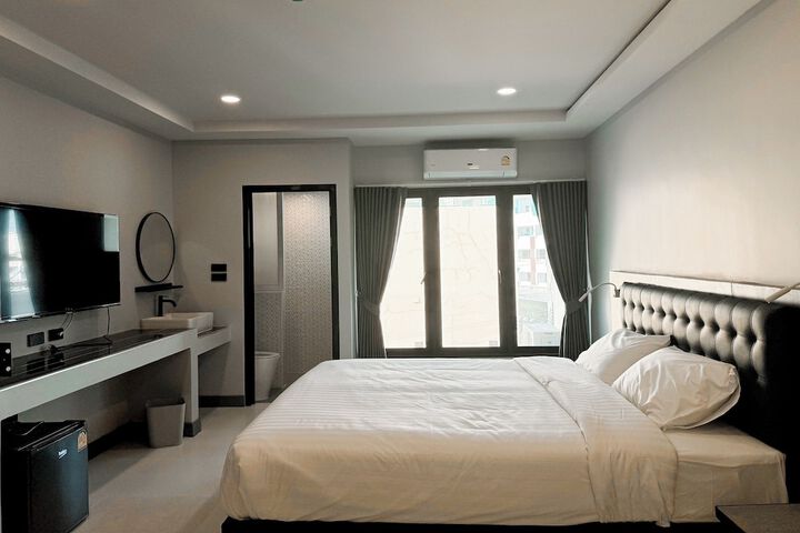 Room 3 of 24