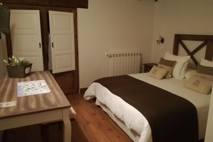 Room 7 of 13