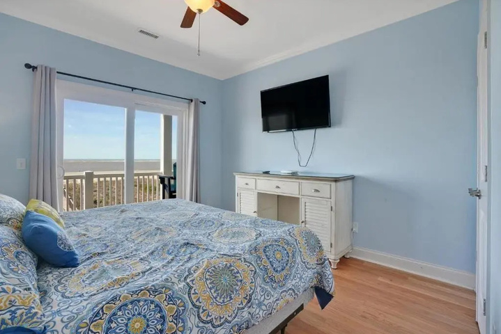Room 3 of 24