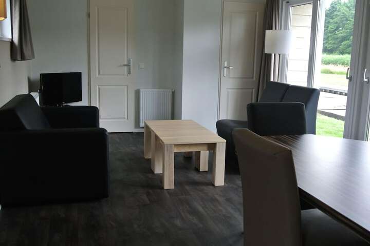 Room 4 of 26