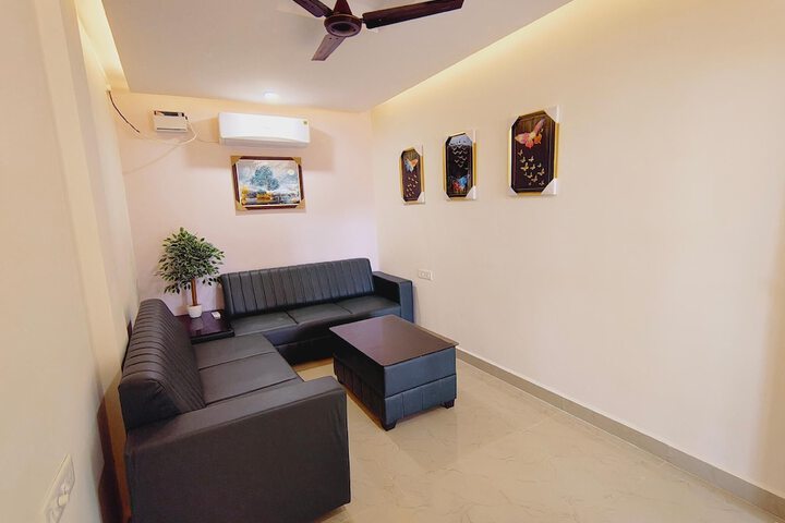 Room 27 of 44