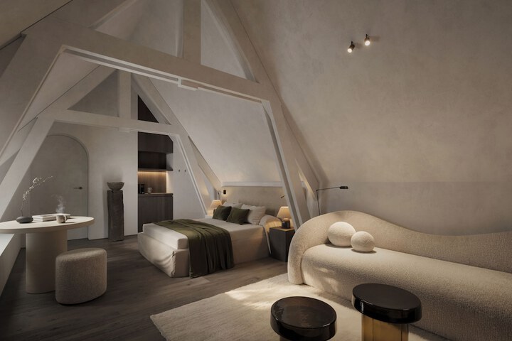 Room 10 of 28