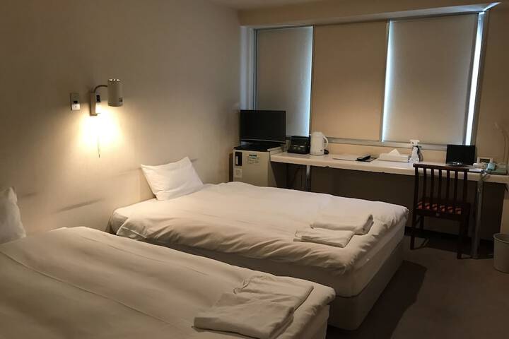 Room 50 of 139