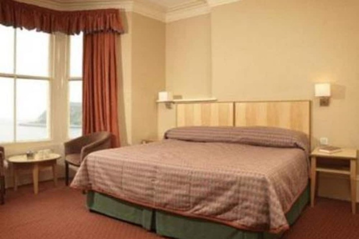 Room 16 of 41