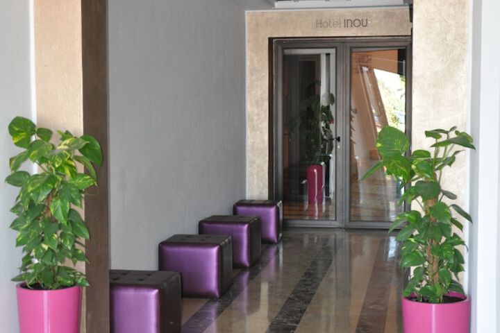 Hotel 2 of 78