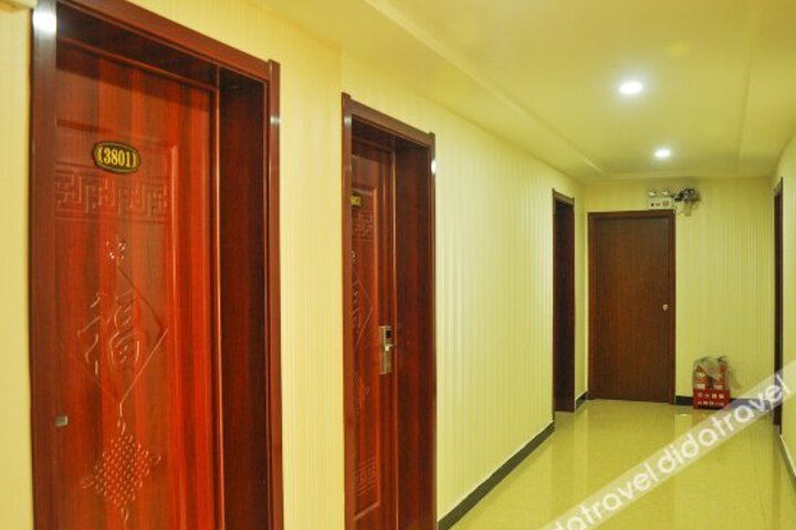 Yuncheng Hua Xia Inn