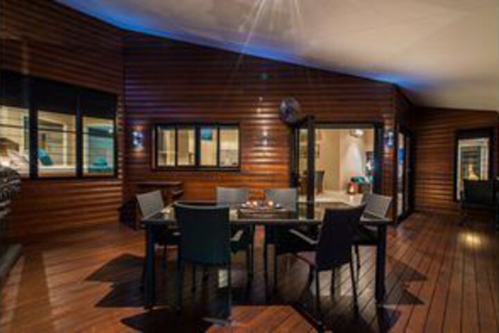 Terrace/Patio 4 of 23