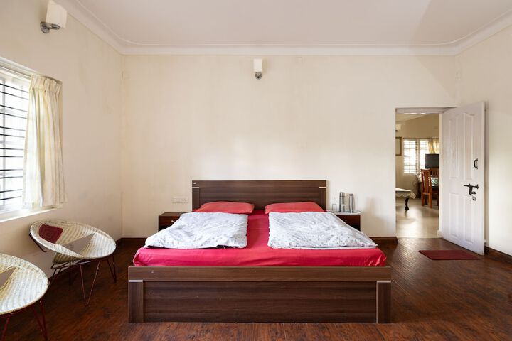 Room 15 of 40