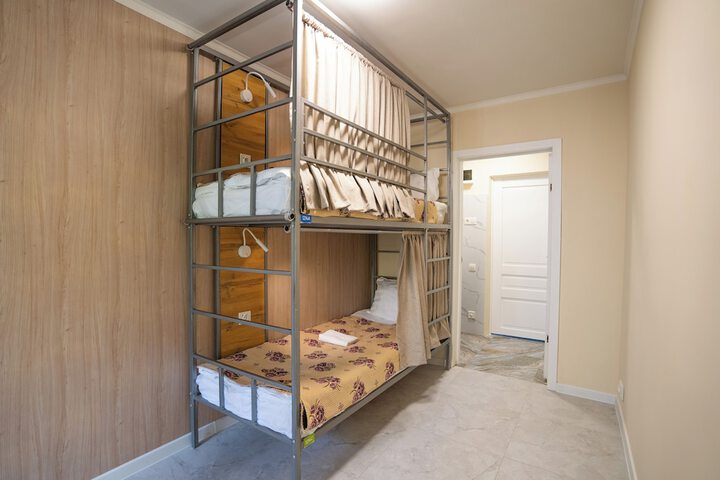 Room 5 of 61