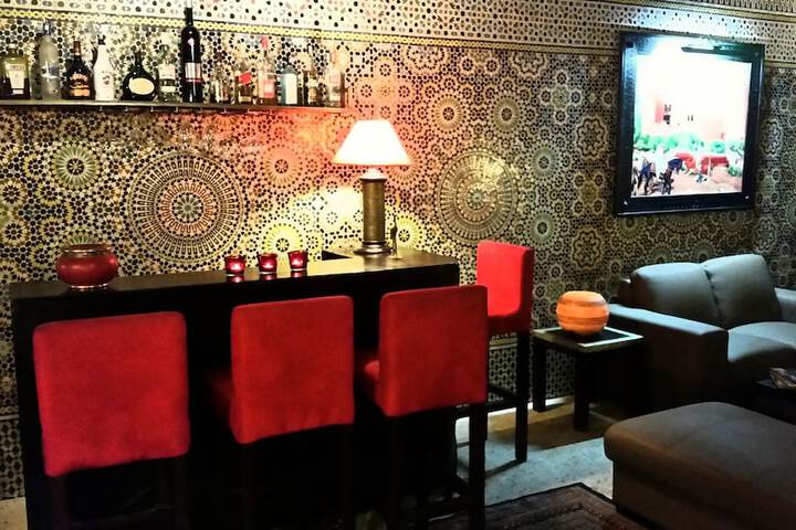 Hotel Lobby