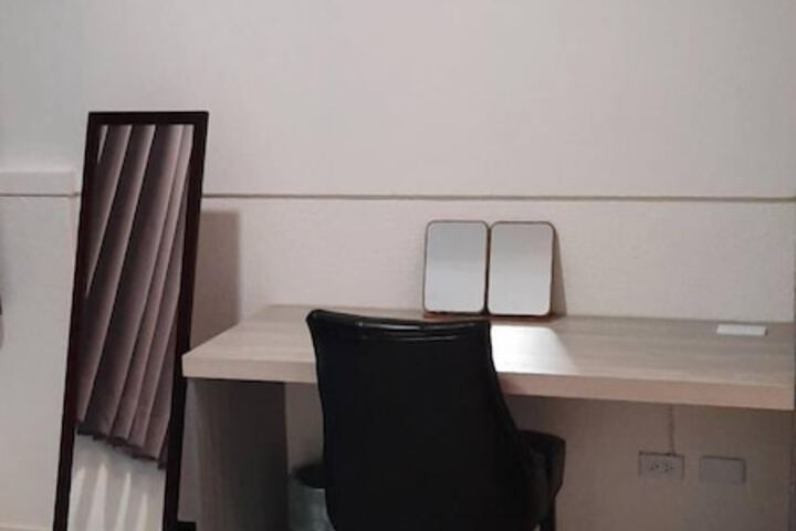 Room 12 of 31