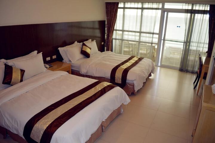 Room 20 of 49