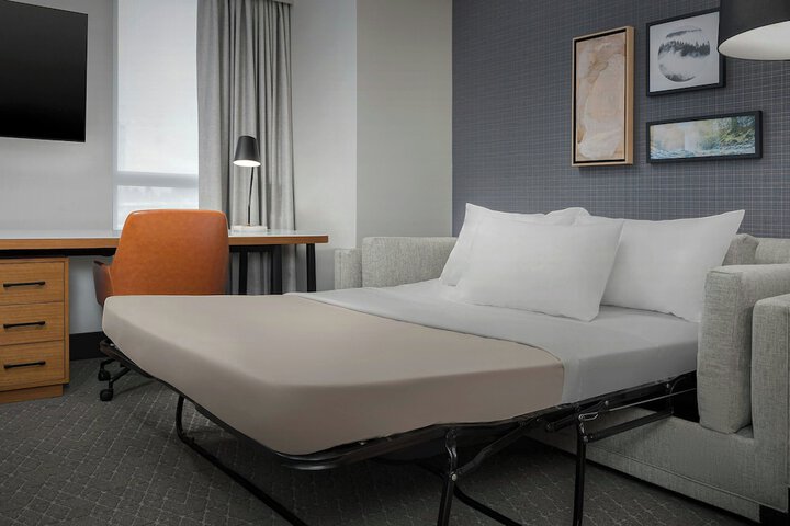 Room 8 of 52