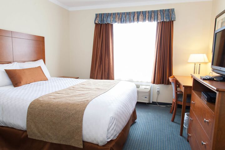 Room 4 of 40