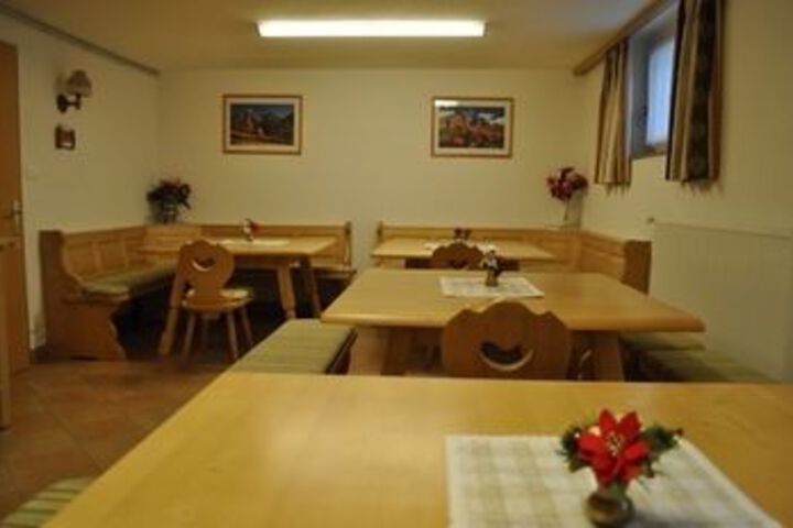 Room 19 of 30