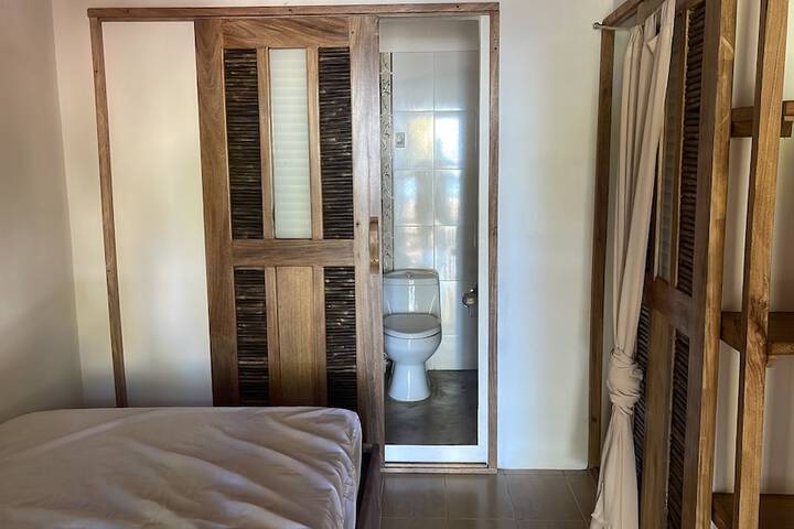 Room 5 of 39