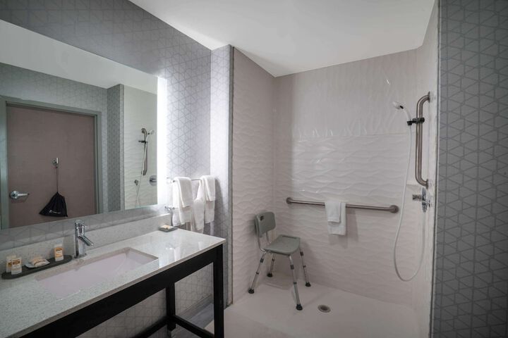 Bathroom shower