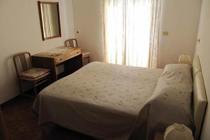 Room 7 of 60