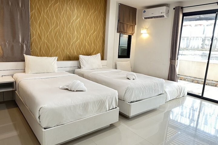 Room 40 of 167