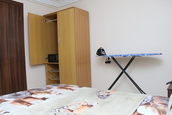 Room 4 of 35