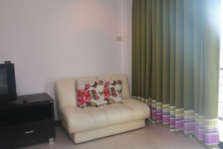 Room 11 of 75