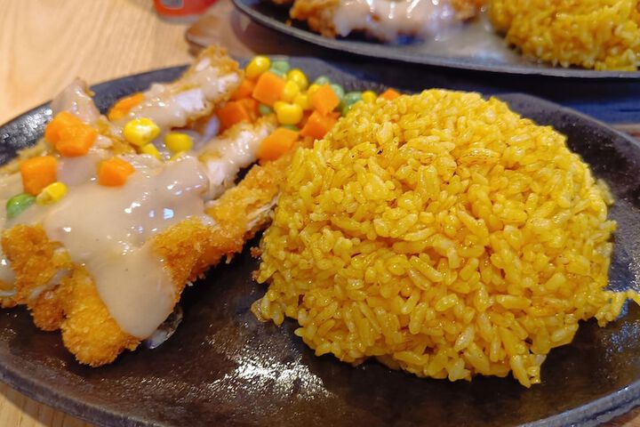 Dining 81 of 90