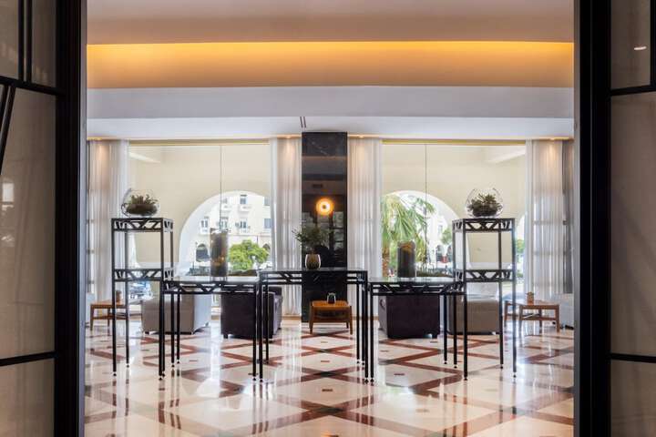 Hotel Lobby