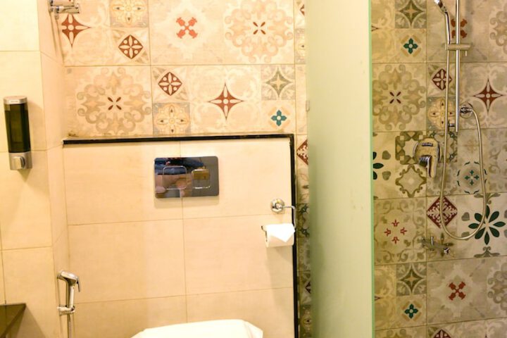 Room 20 of 29