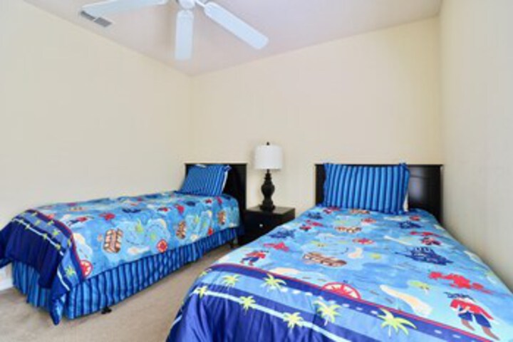 Room 25 of 25