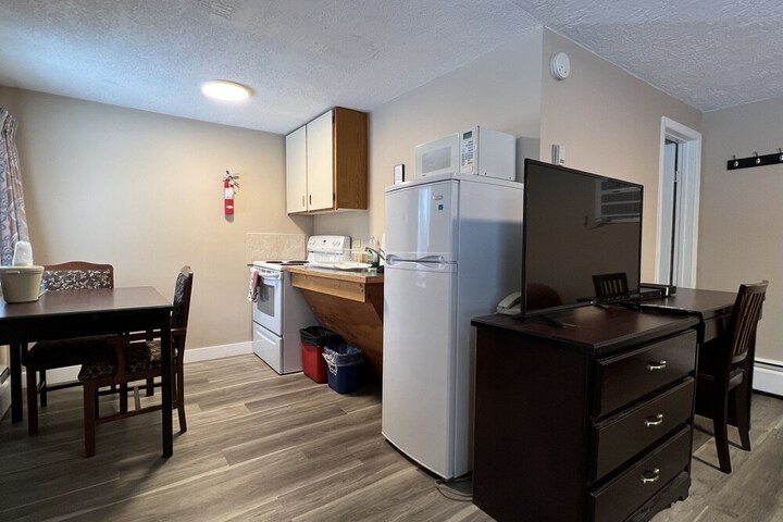 Room 20 of 151
