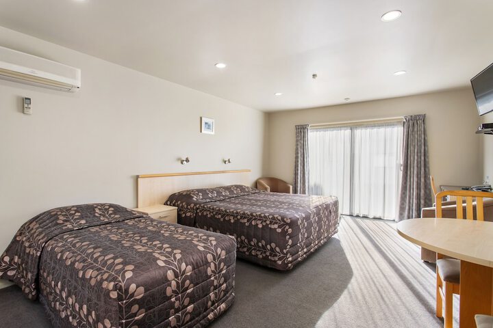 Room 18 of 31