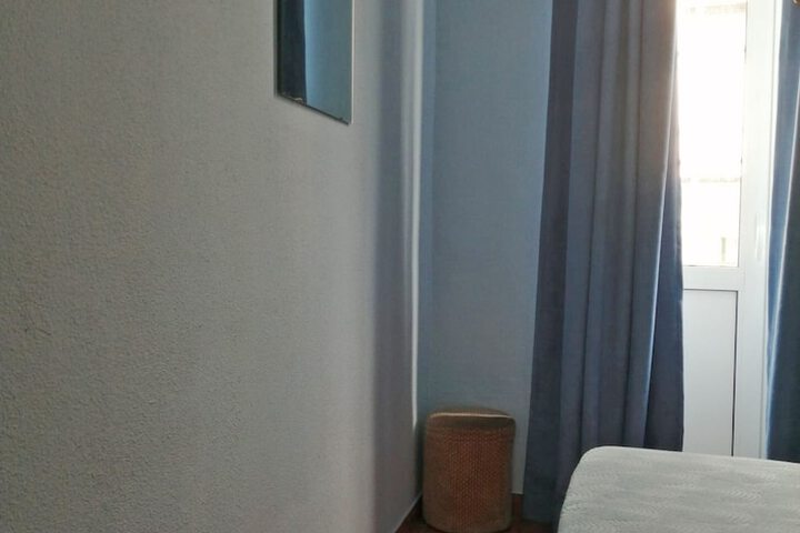 Room 33 of 81