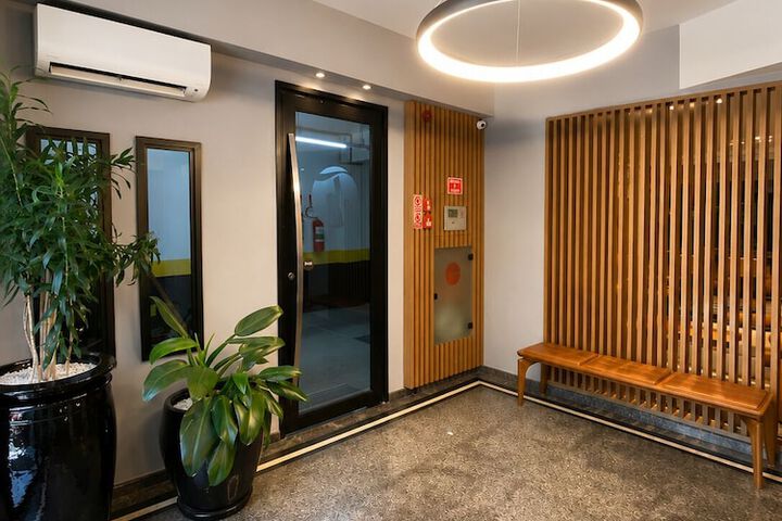 Hotel Interior 4 of 43