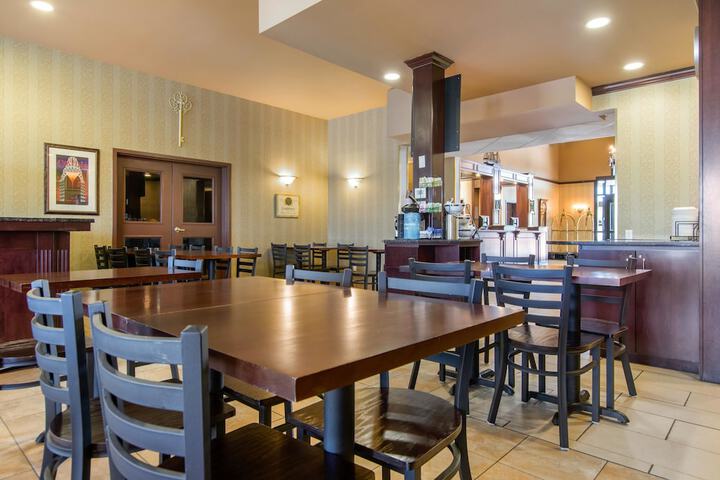 Breakfast/Coffee Service 45 of 55