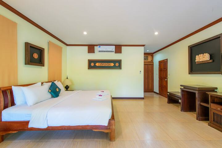 Room 17 of 72