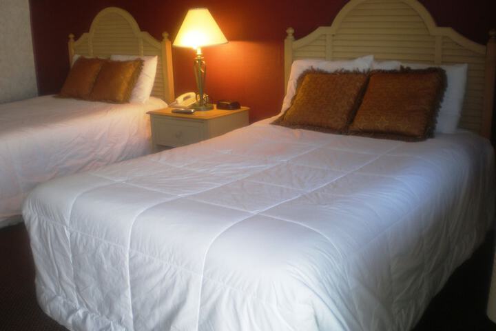 Room 3 of 25