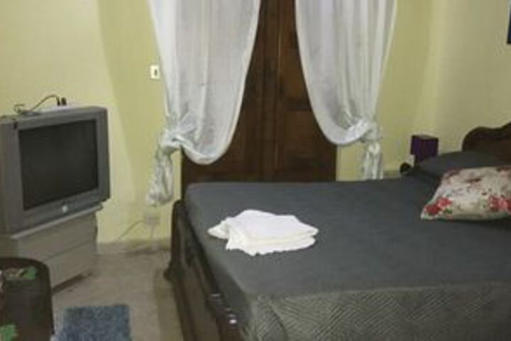 Room 8 of 35
