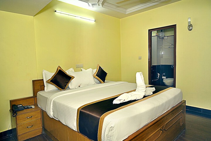 Room 21 of 40