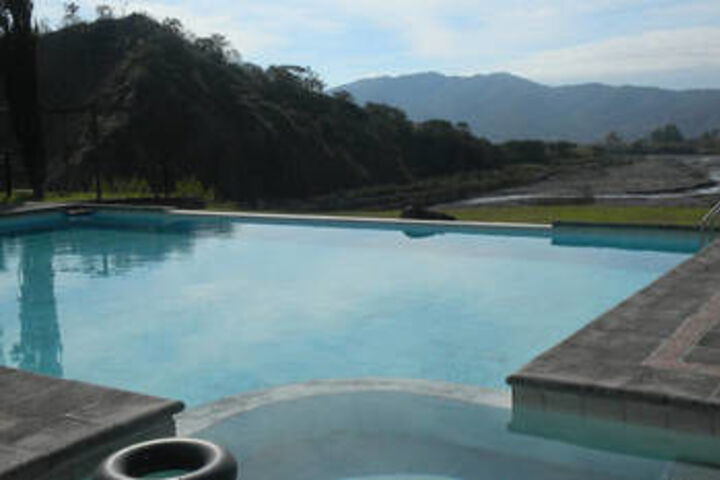 Pool 12 of 16
