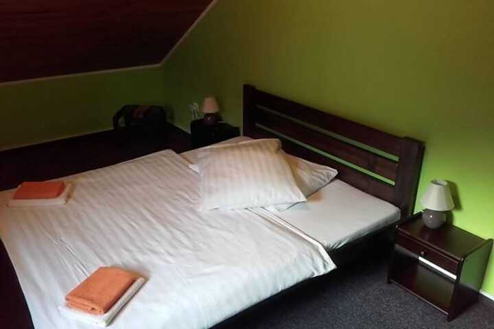 Room 28 of 59