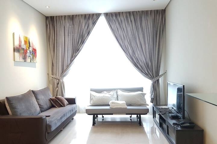 Room 9 of 36