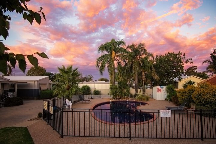 Pool 47 of 61