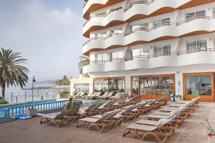 Sundeck