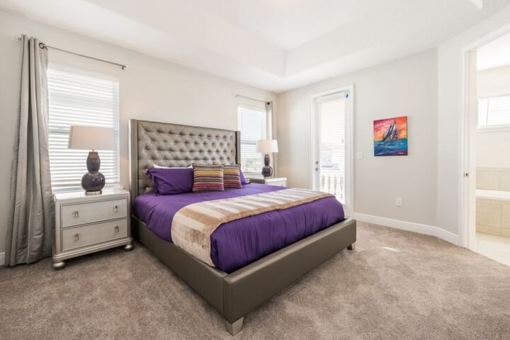 Room 9 of 47