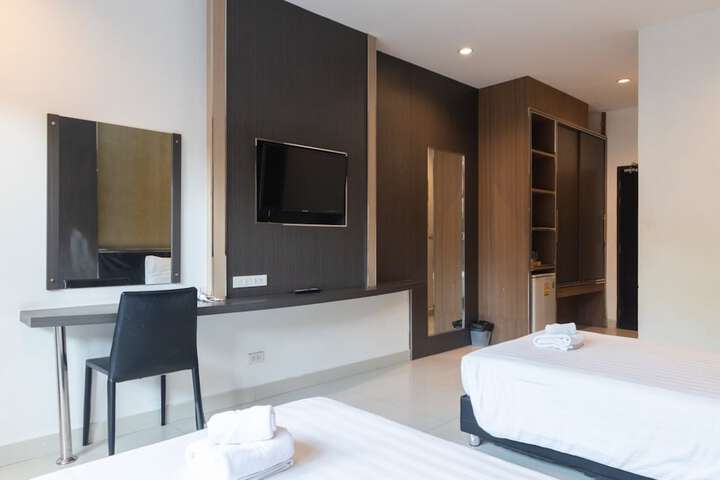 Room 20 of 140