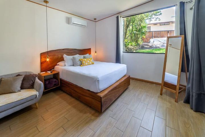 Room 6 of 49