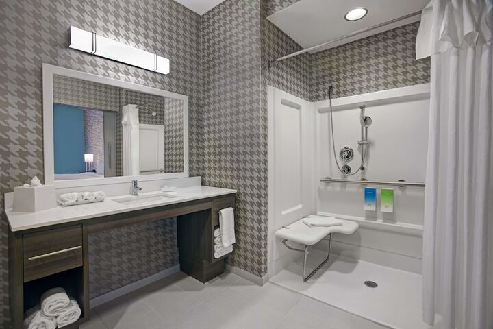 Bathroom shower